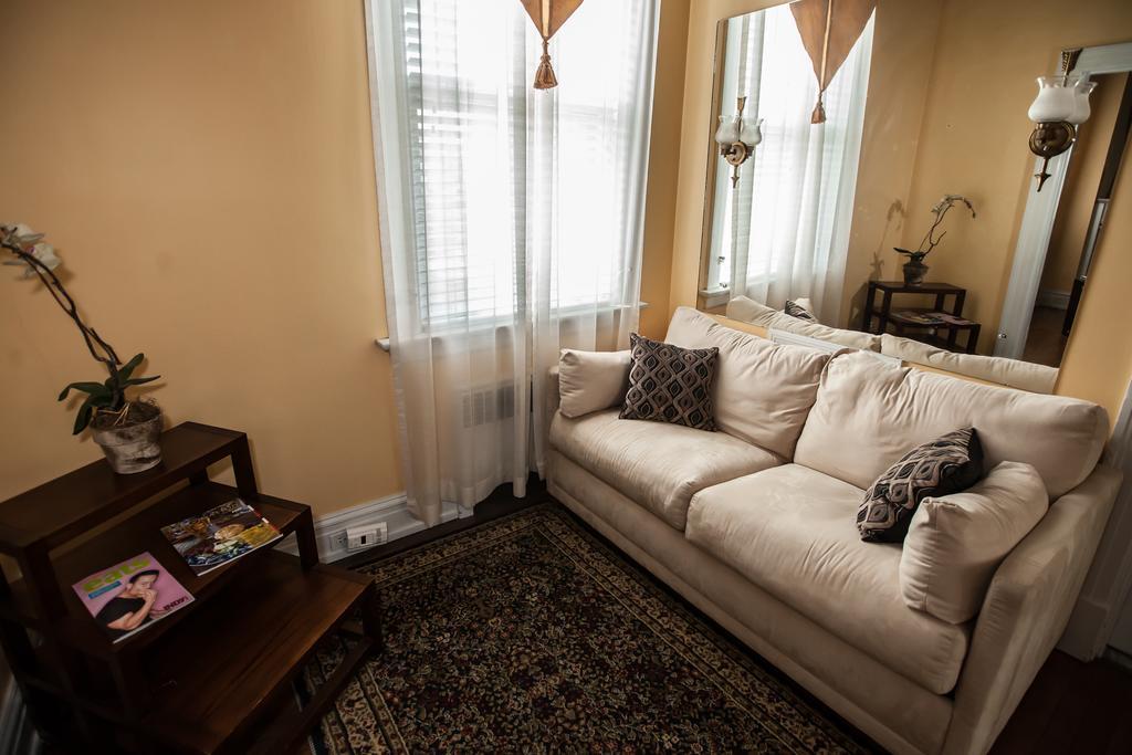 Morehead Manor Bed And Breakfast 더럼 외부 사진